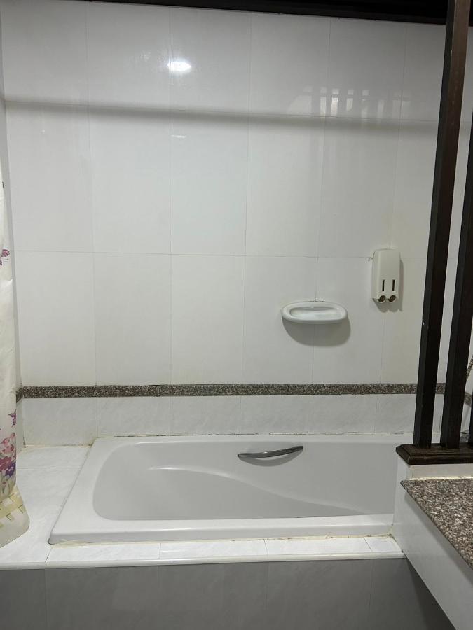 Grand Phranakhon Hotel Phra Nakhon Si Ayutthaya Luaran gambar