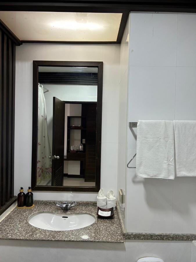 Grand Phranakhon Hotel Phra Nakhon Si Ayutthaya Luaran gambar